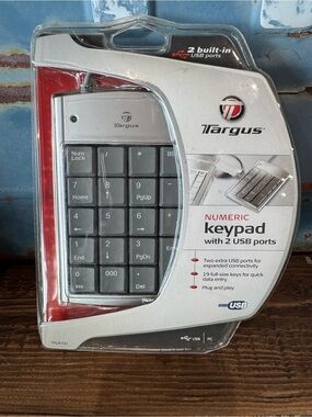 Targus Silver and Black Numeric USB Keypad with 2 Built-In USB Ports